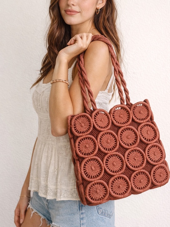 Madewell Handbags - Madewell Straw Catania Tote Sweet Dahlia Woven Circle Medallion Summer Bag NWT
